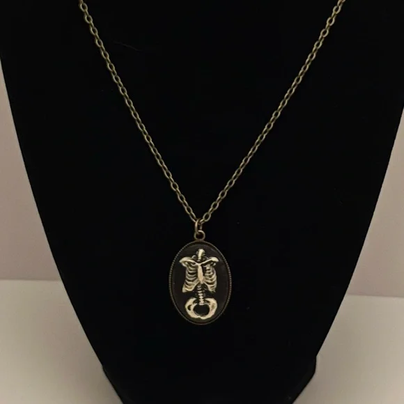 Necklace - Picture 6 of 8